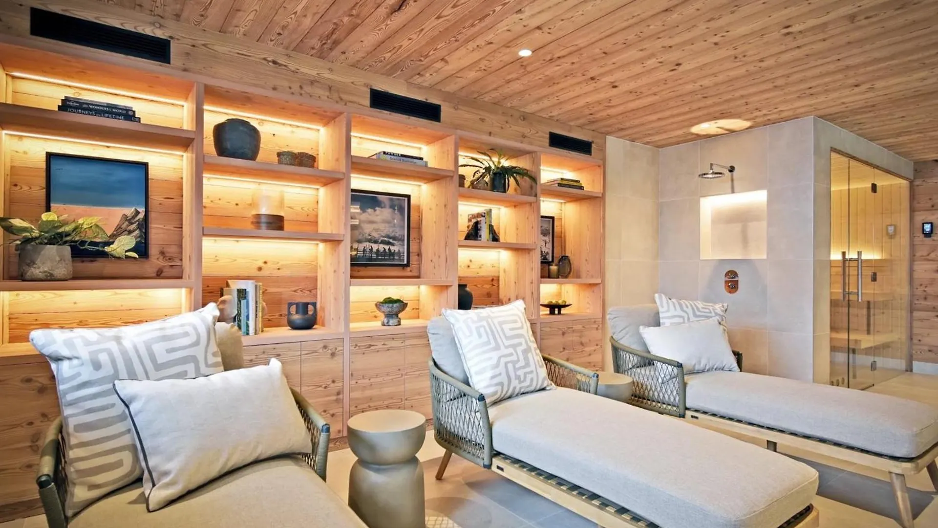 Chalet Luxueux Avec Piscine Interieure Et Sauna - 5 Chambres, 12 Pers., Proche Commerces Et Pistes - Fr-1-613B-44 Saint-Martin-de-Belleville 0*,  France