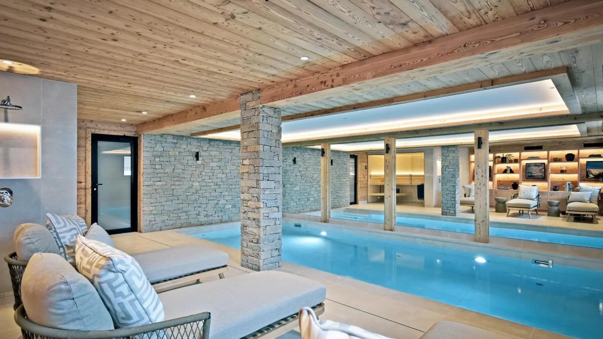 סן-מרטין-דה-בלוויל Chalet Luxueux Avec Piscine Interieure Et Sauna - 5 Chambres, 12 Pers., Proche Commerces Et Pistes - Fr-1-613B-44